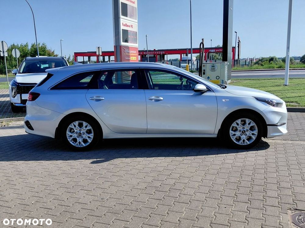 Kia Ceed 1.5 T-GDI M DCT - 6