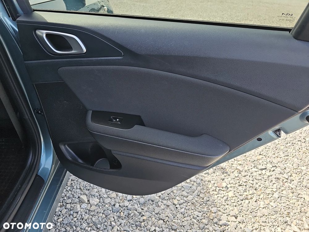 Kia Ceed 1.5 T-GDI M DCT - 23