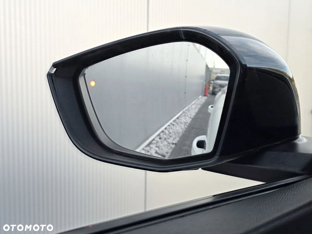 Peugeot 308 1.2 PureTech Allure Pack S&S EAT8 - 31
