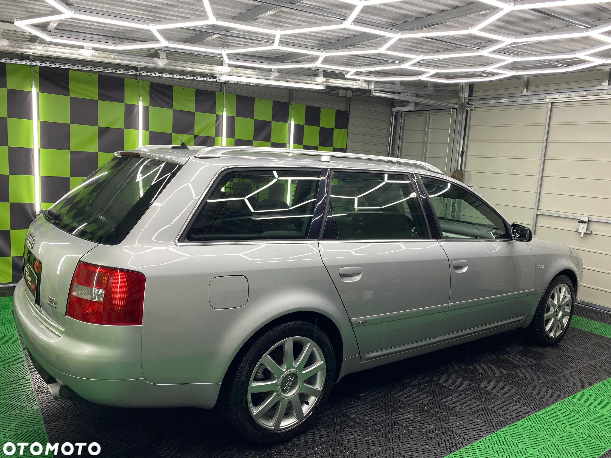 Audi A6 - 12