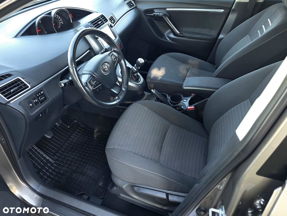 Toyota Verso - 19