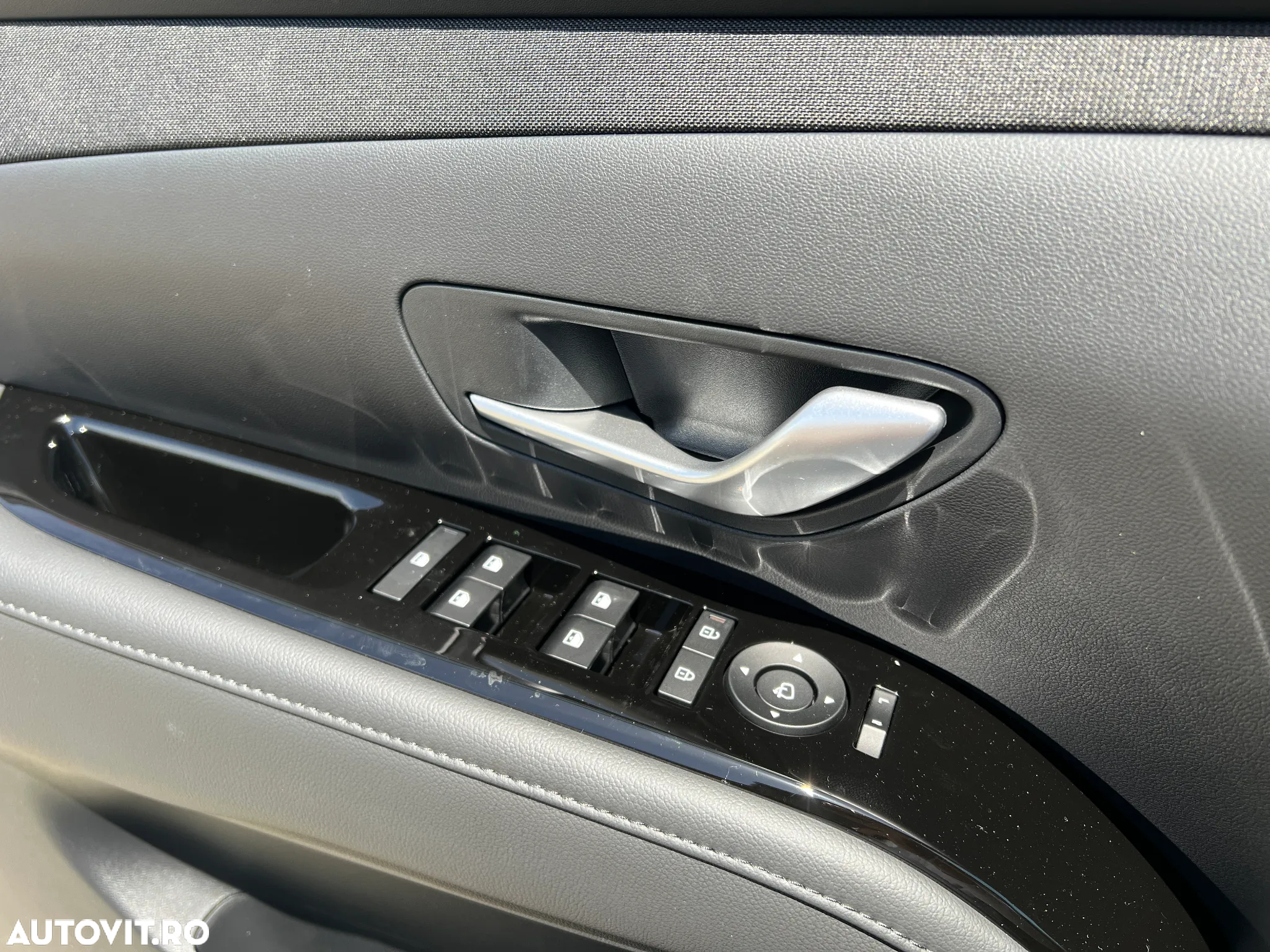 Hyundai Tucson 1.6 l 252 CP 4WD 6AT PHEV Style - 19