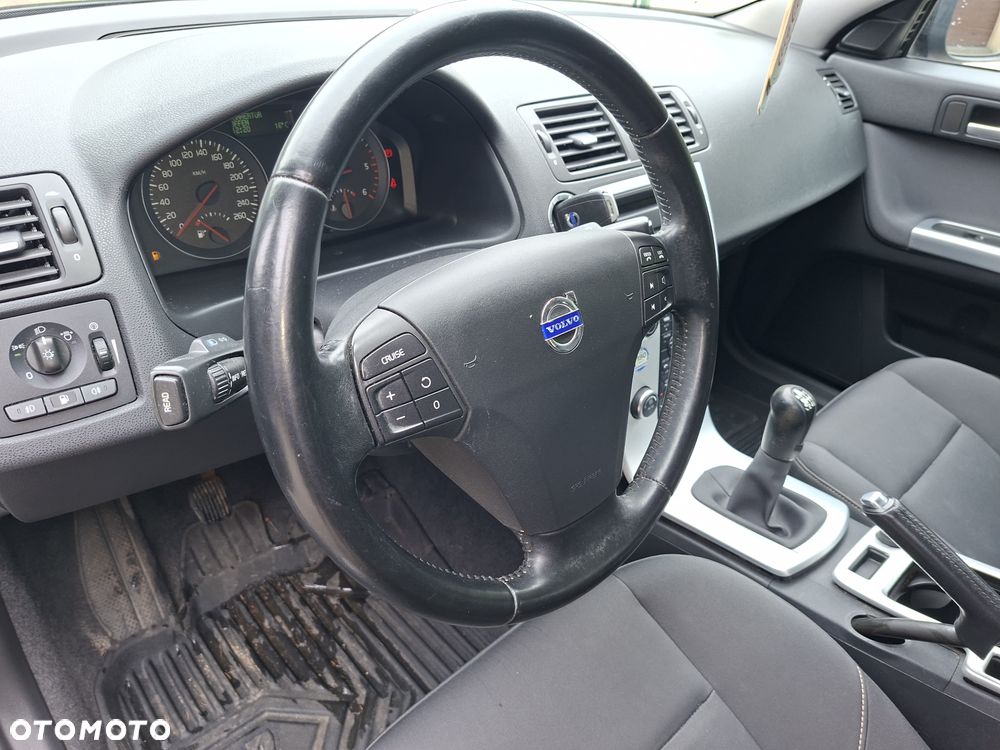 Volvo V50 - 28
