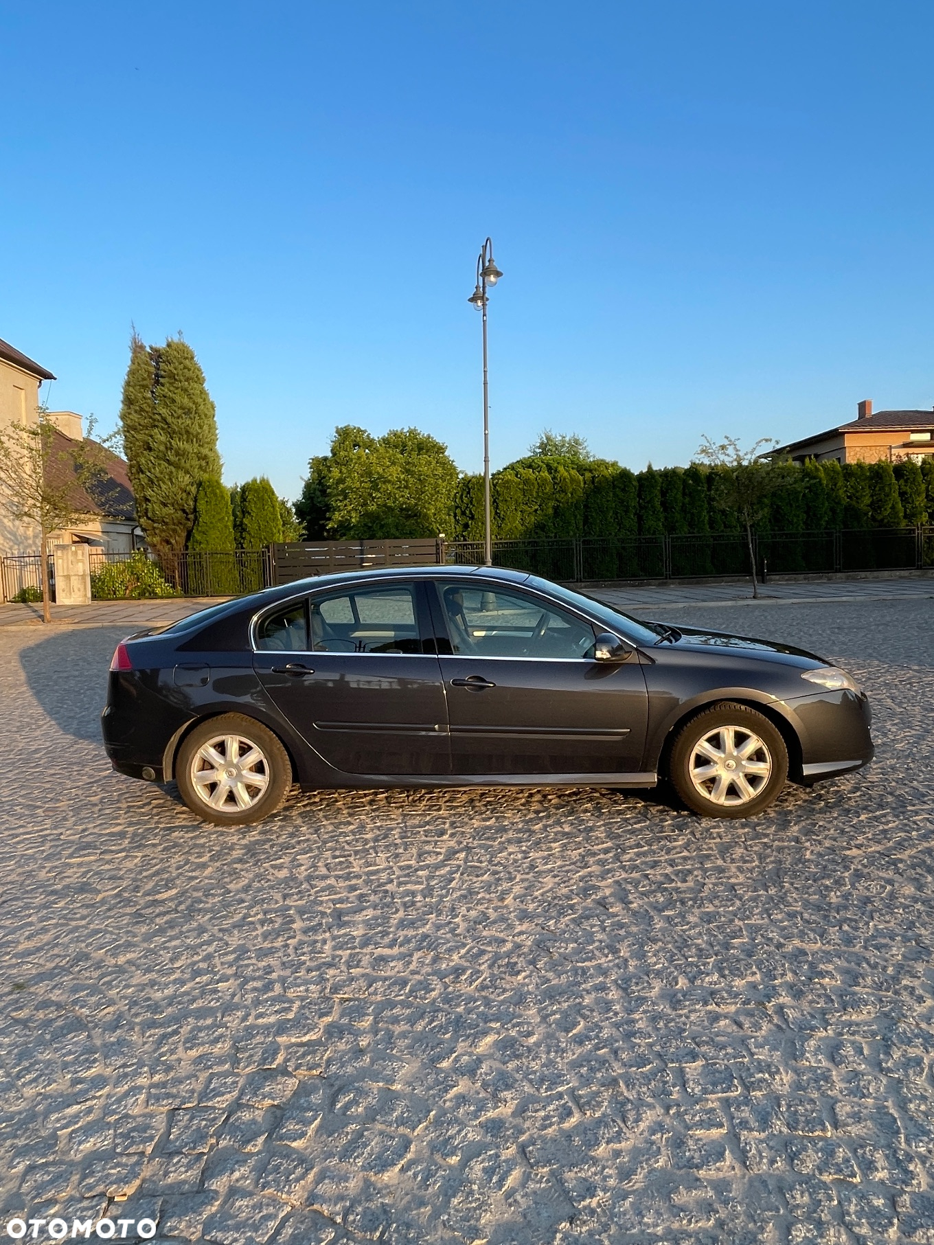 Renault Laguna 1.6 16V 110 Expression - 4
