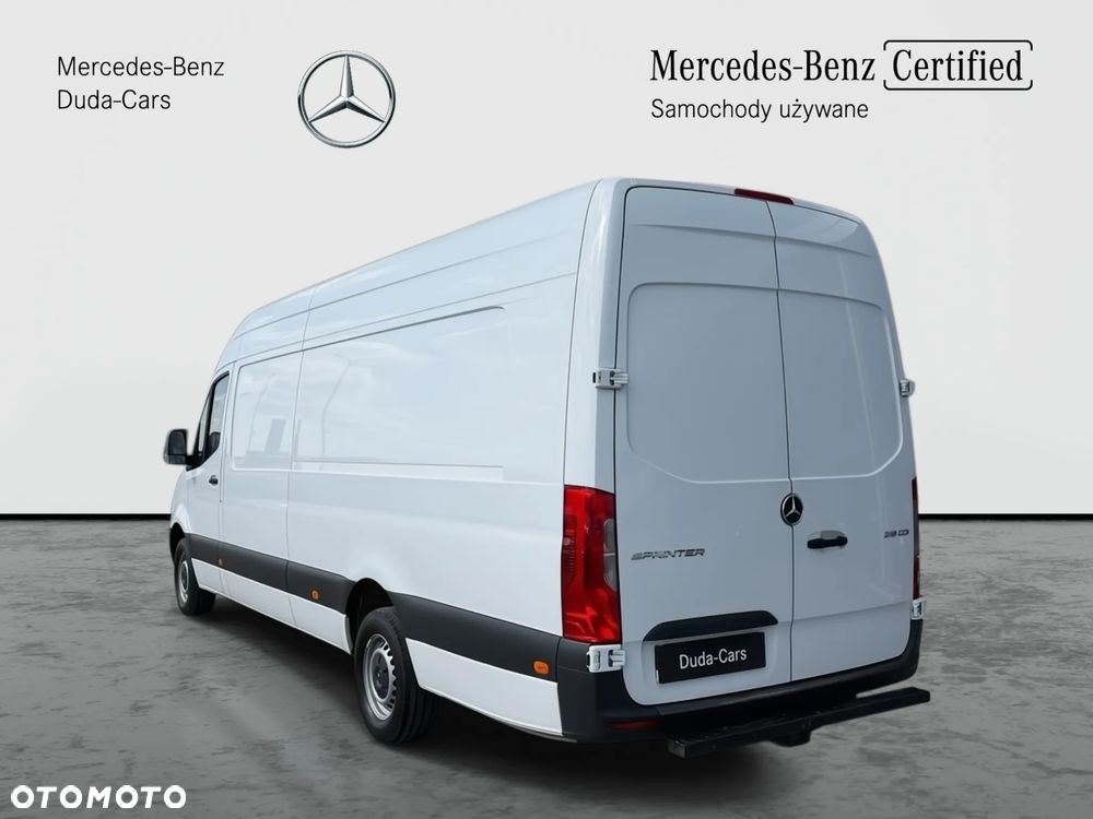Mercedes-Benz Sprinter - 4
