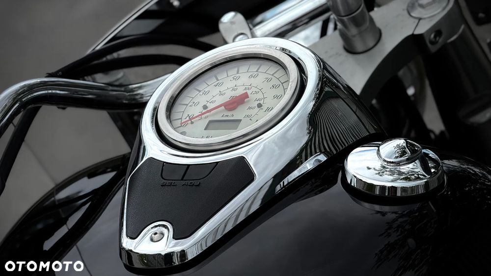 Suzuki Boulevard - 17