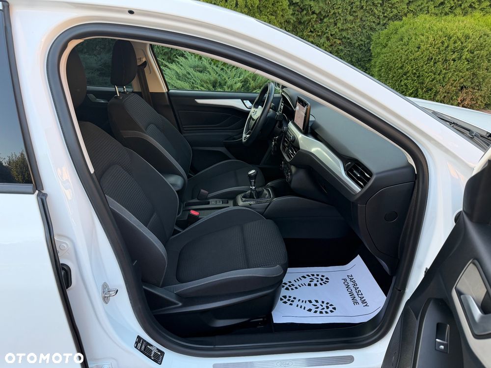 Ford Focus 1.5 EcoBlue Start-Stopp-System COOL&CONNECT DESIGN - 18