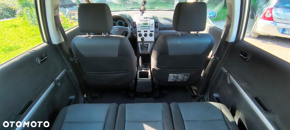 Toyota Corolla Verso 2.0 D-4D Sol - 25