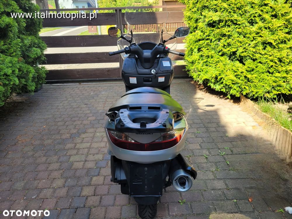 Suzuki Burgman - 25