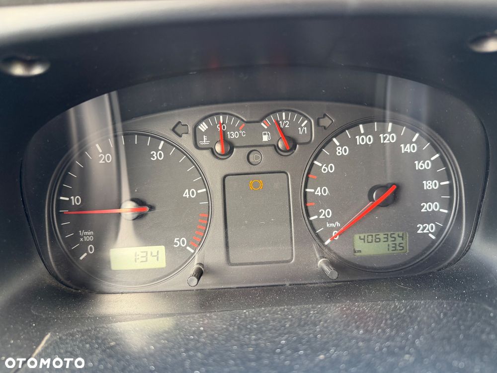 Volkswagen Multivan - 13
