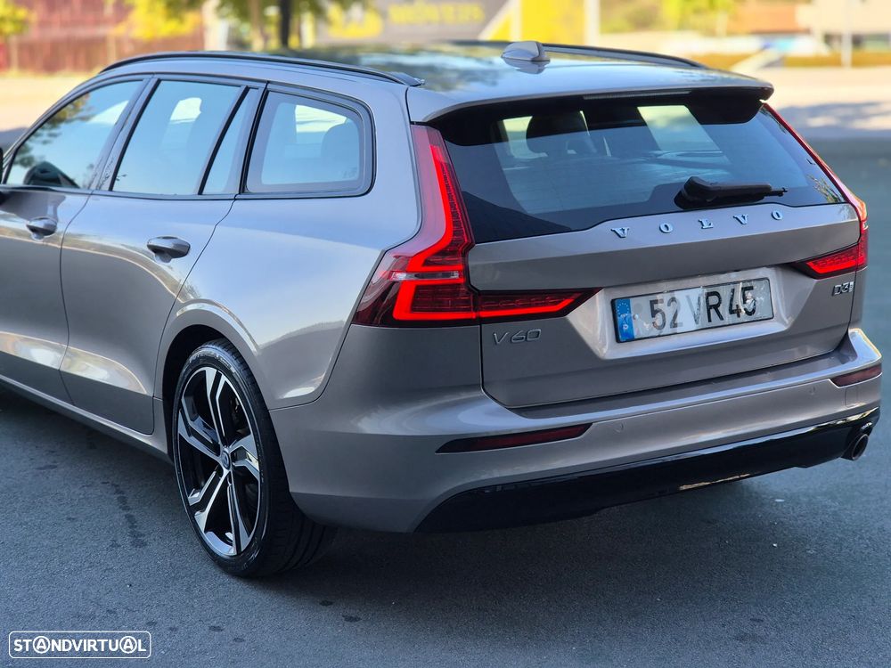 Volvo V60 2.0 D3 R-Design Geartronic - 10
