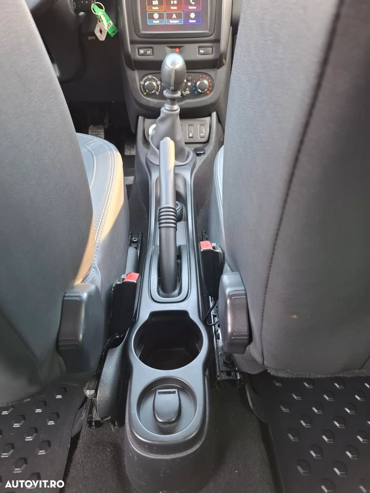 Dacia Duster 1.5 dCi 4x4 Laureate - 35