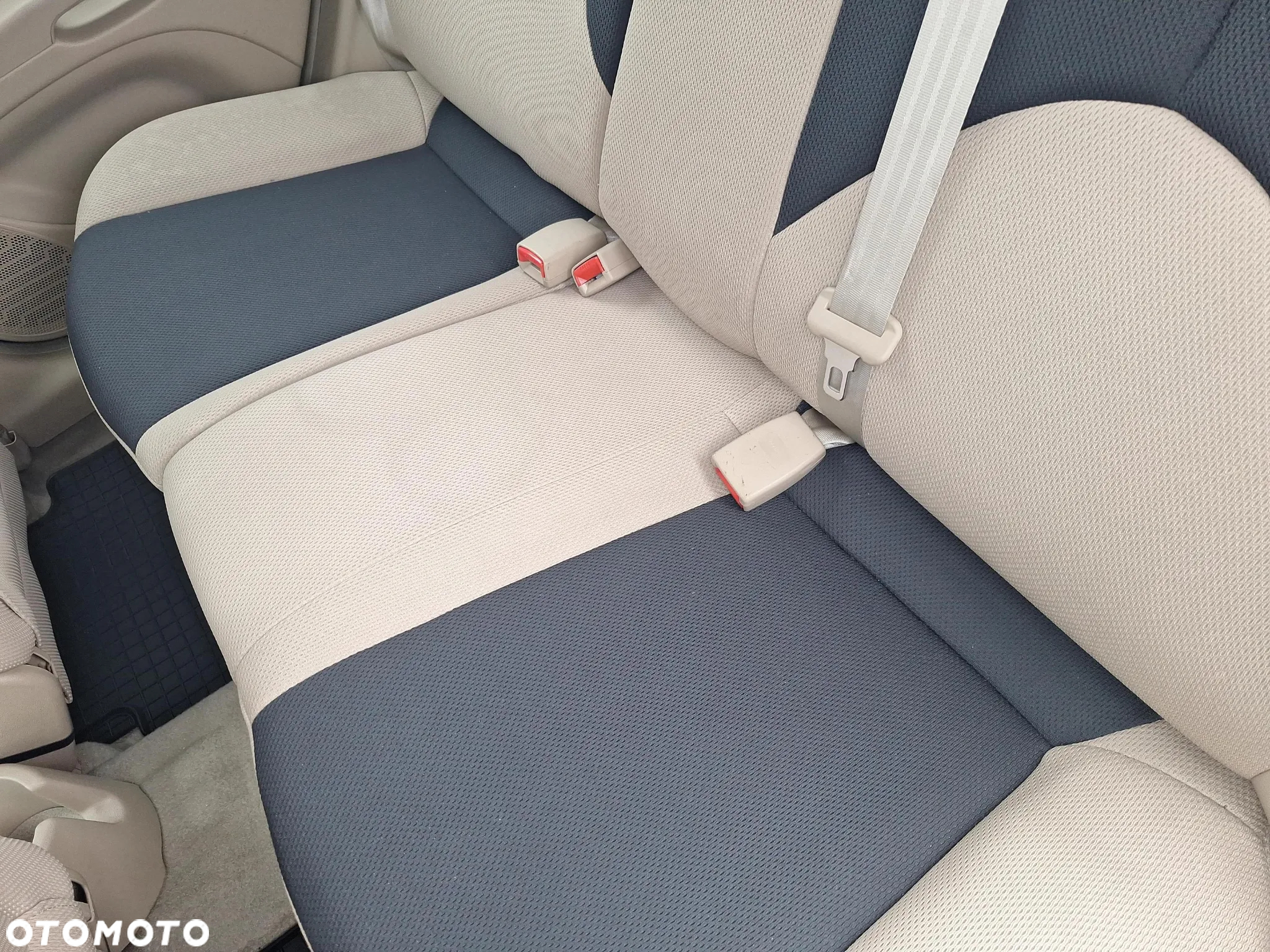 Kia Rio 1.4 (klm swo) / Comfort + - 12