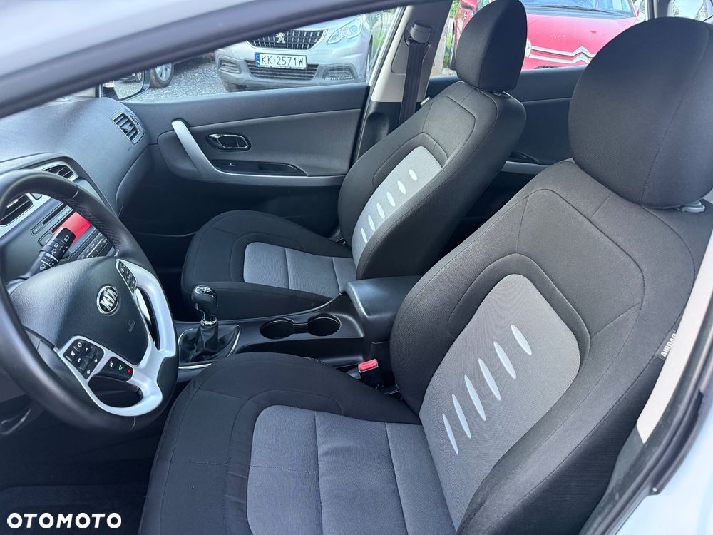 Kia Ceed 1.6 GDI L - 15