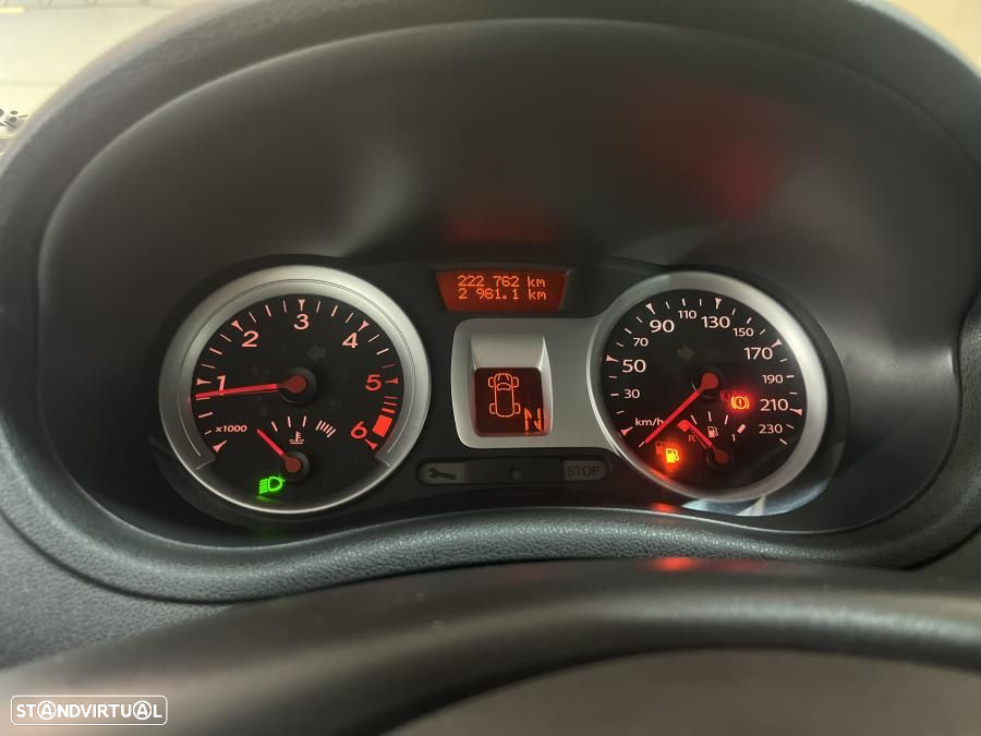 Renault Clio - 12