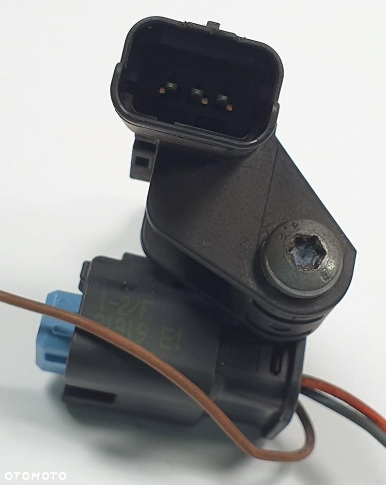 CZUJNIK POŁOŻENIA WAŁU CITROEN C3 III PEUGEOT 208 II 9675226780 - 2