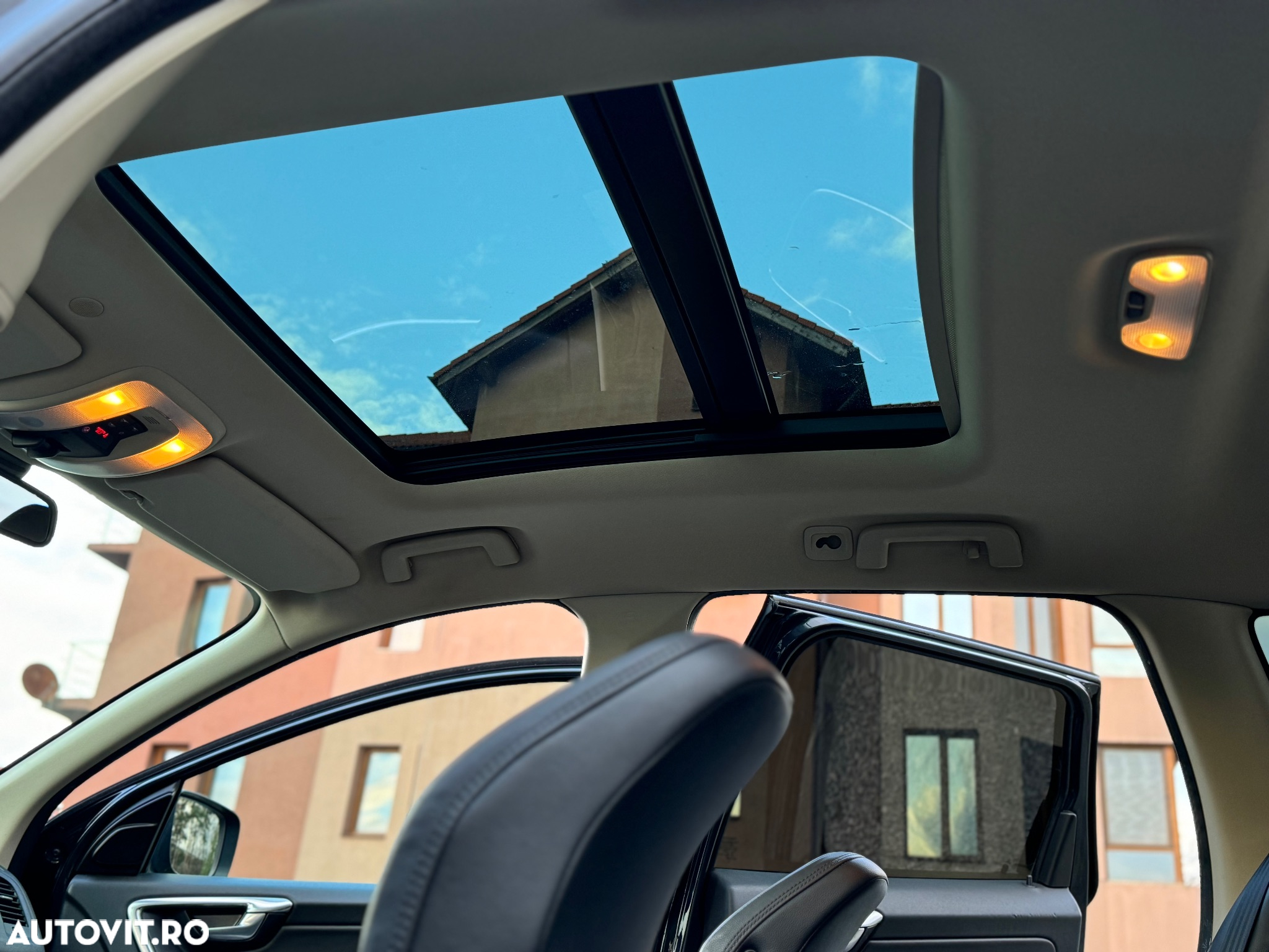 Volvo XC 60 2.4D AWD Aut. Summum - 19