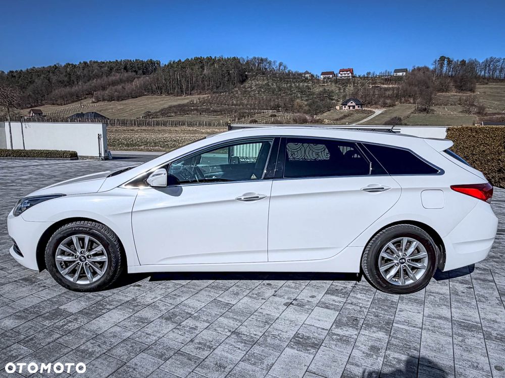 Hyundai i40 Kombi 1.7 CRDi DCT Style - 11