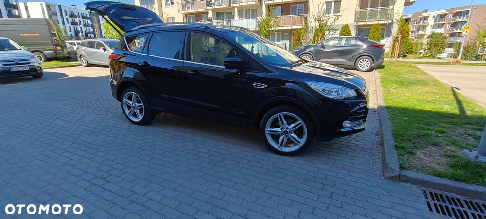 Ford Kuga 2.0 TDCi 4x4 Titanium - 4