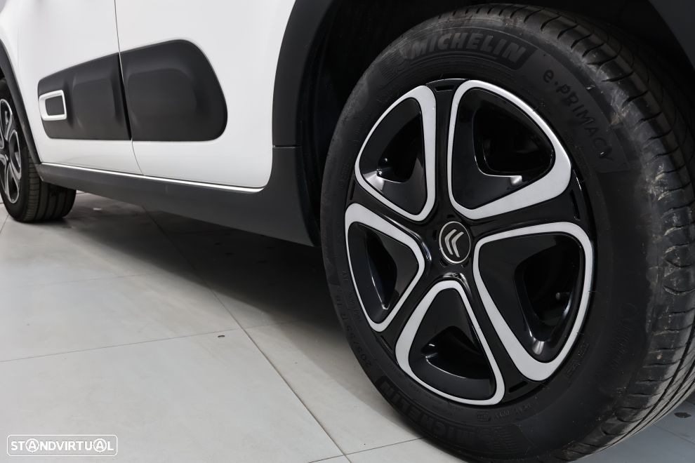 Citroën C3 1.2 PureTech Shine - 13