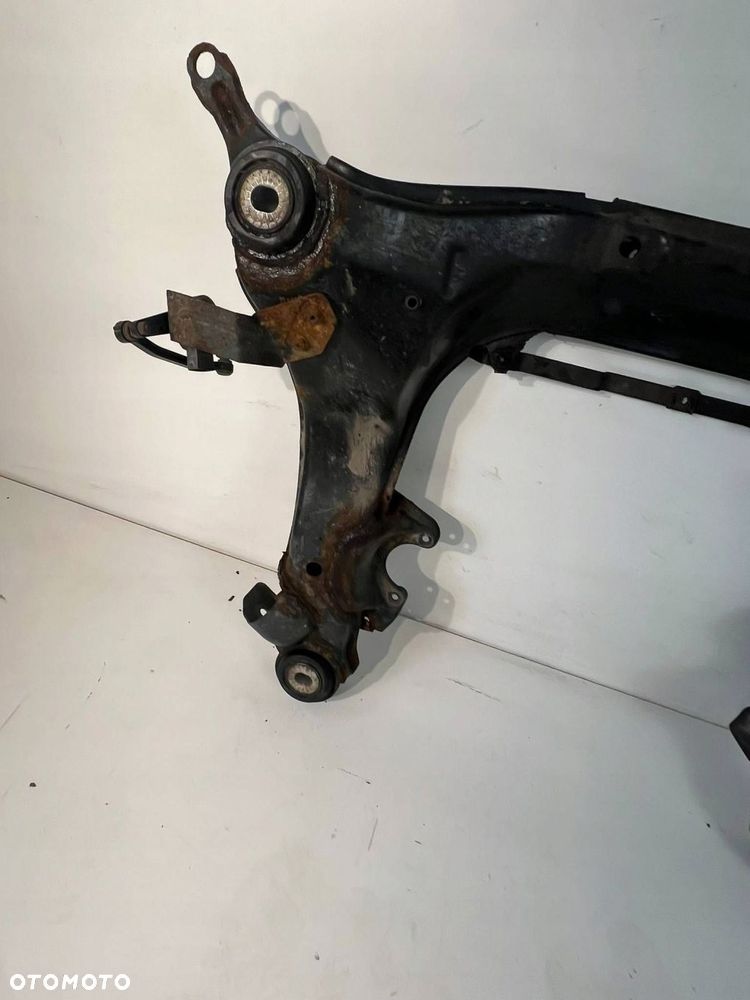 8E0 399 313 BN Rama pomocnicza przednia Audi A4 S4 B7 8E 8H 2007 - 4