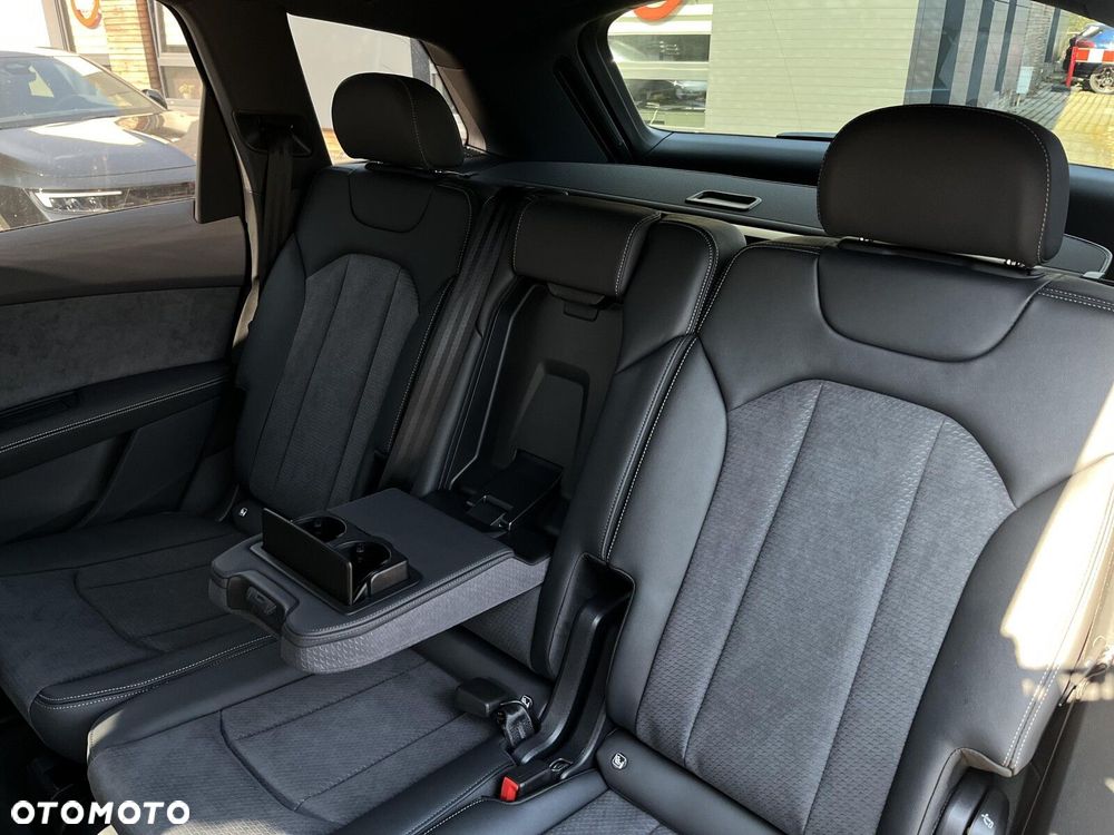 Audi Q7 - 15