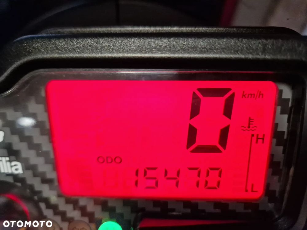 Aprilia Tuono - 9