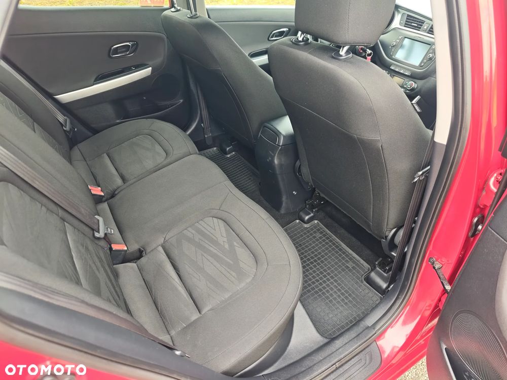 Kia Ceed 1.6 GDI L - 17