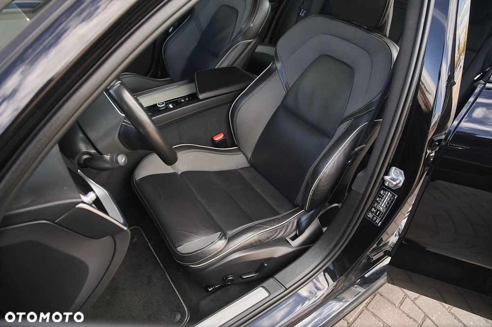 Volvo S60 T4 Geartronic RDesign - 28