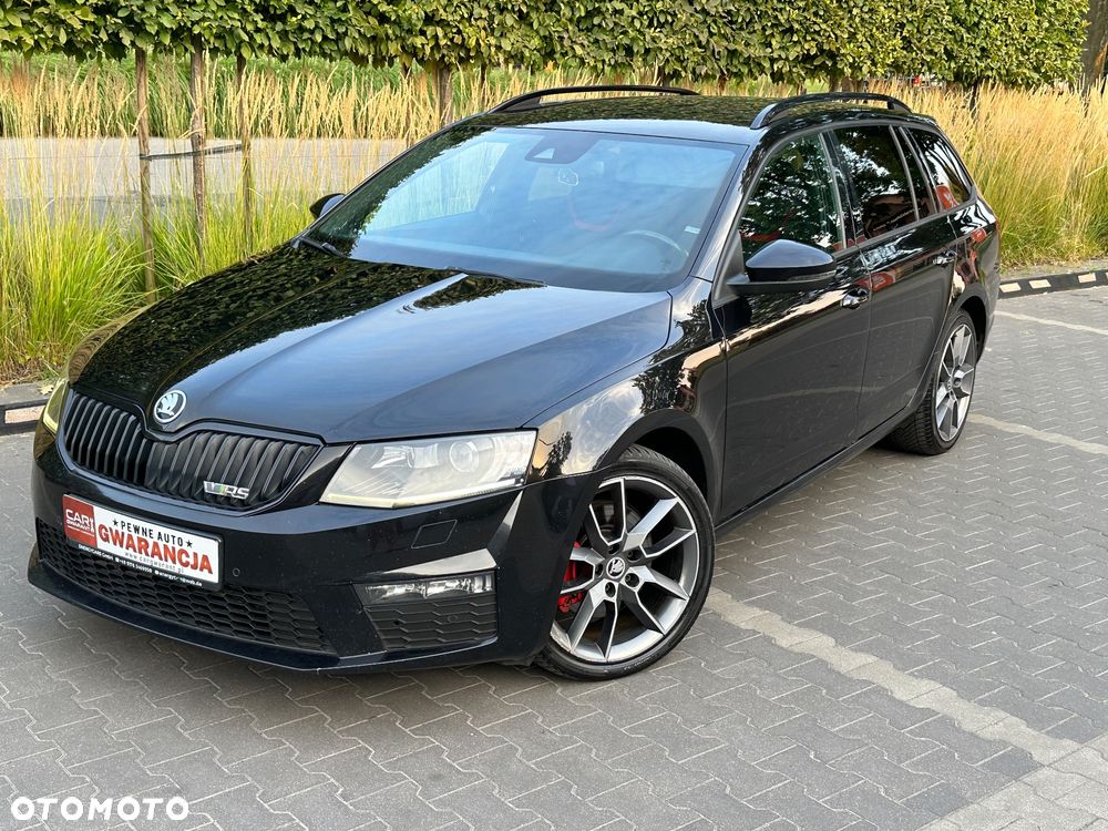Skoda Octavia Combi 2.0 TDI DSG RS - 1