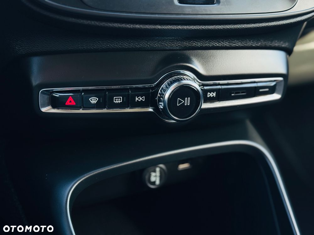 Volvo XC 40 D3 Momentum - 17