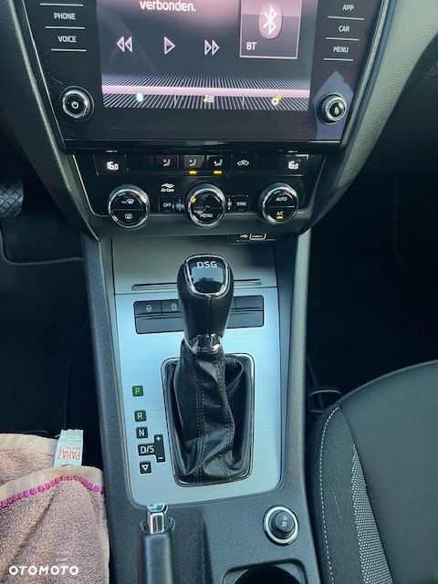 Skoda Octavia 1.5 TSI ACT DSG Style - 24