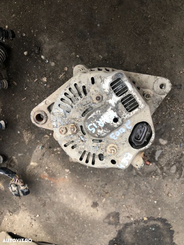 Alternator Toyota Yaris 2003 benzina - 3