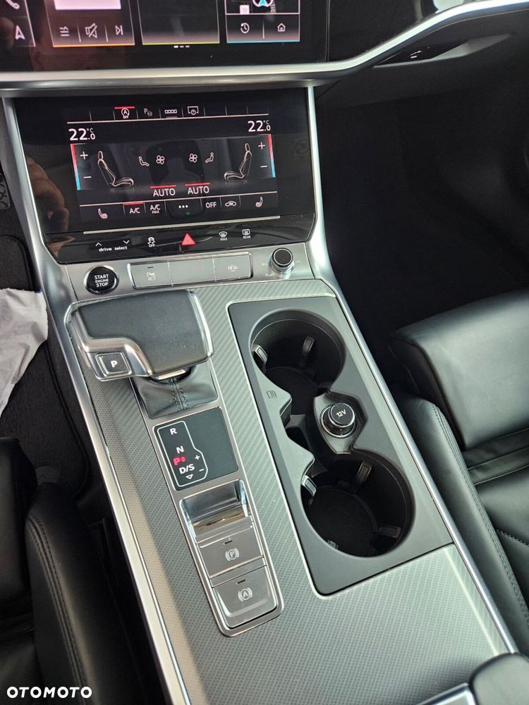 Audi A6 Avant - 26