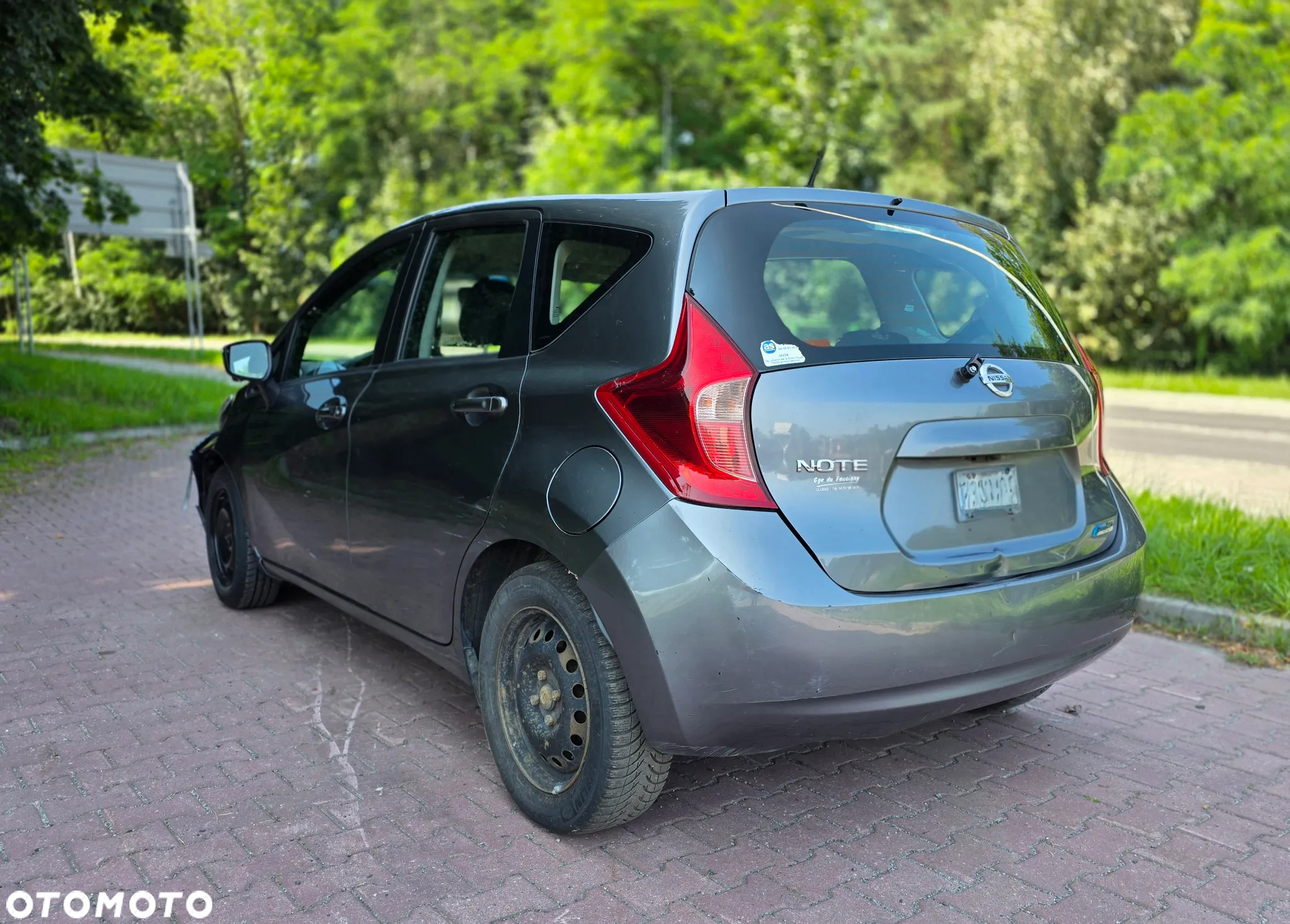 Nissan Note - 8