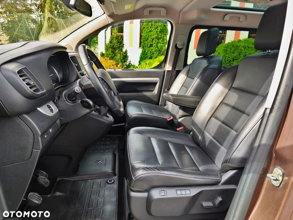 Peugeot Traveller 2.0 BlueHDi Long Business - 17