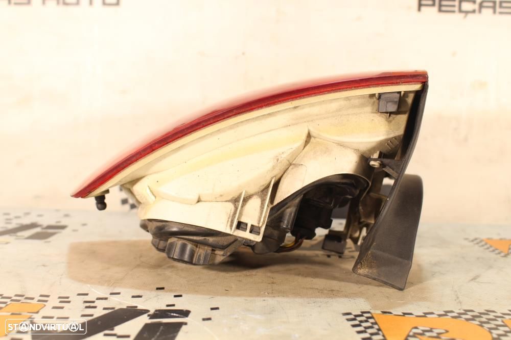Farolim Direito Audi A4 (8E2, B6)  8E5945096 / Farolim Chassi Passagei - 7