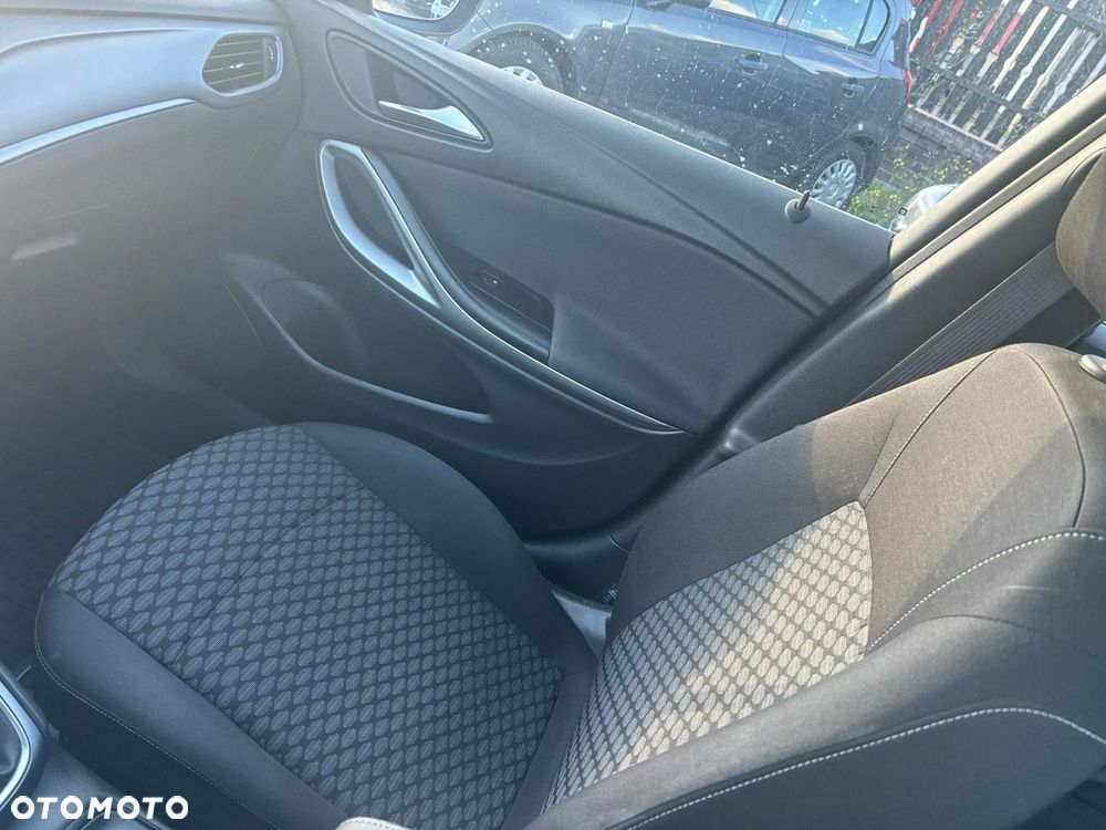 Opel Astra - 25