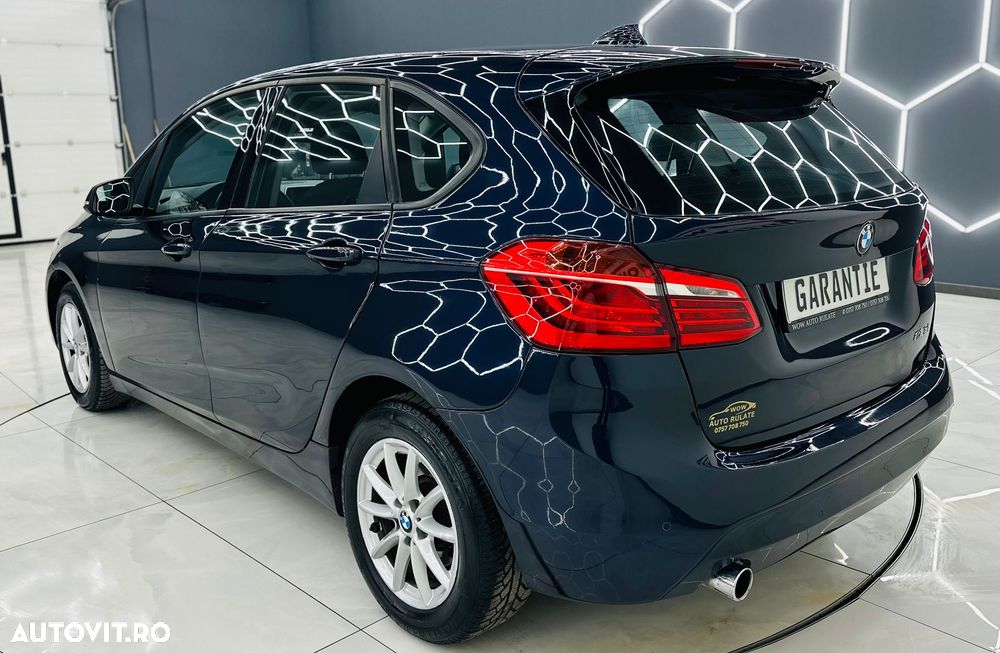 BMW Seria 2 218d - 3