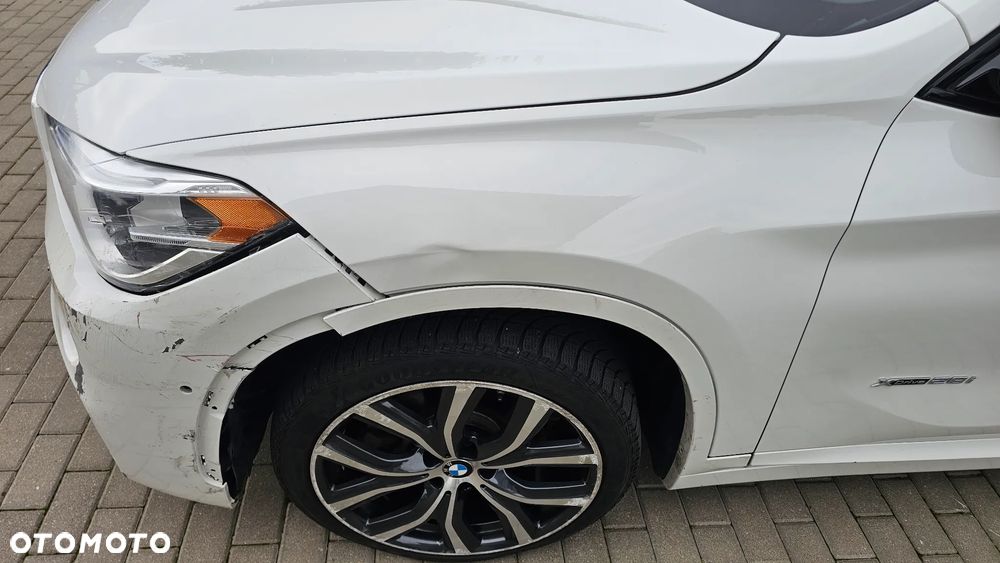 BMW X1 xDrive28i - 6