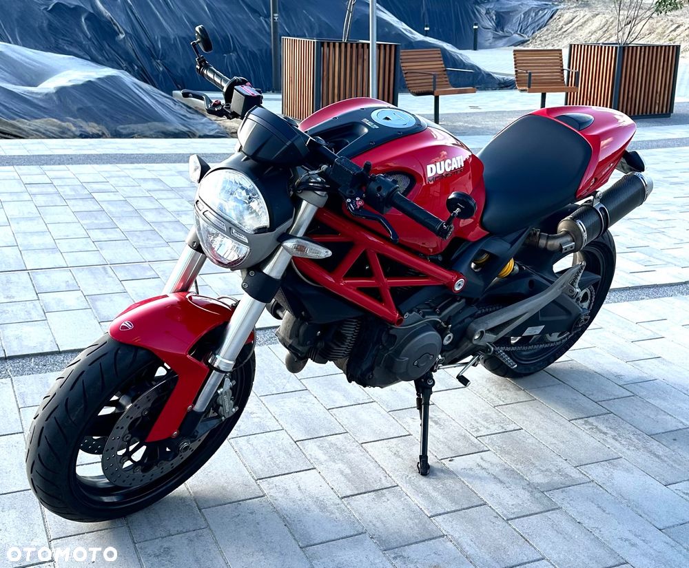 Ducati Monster