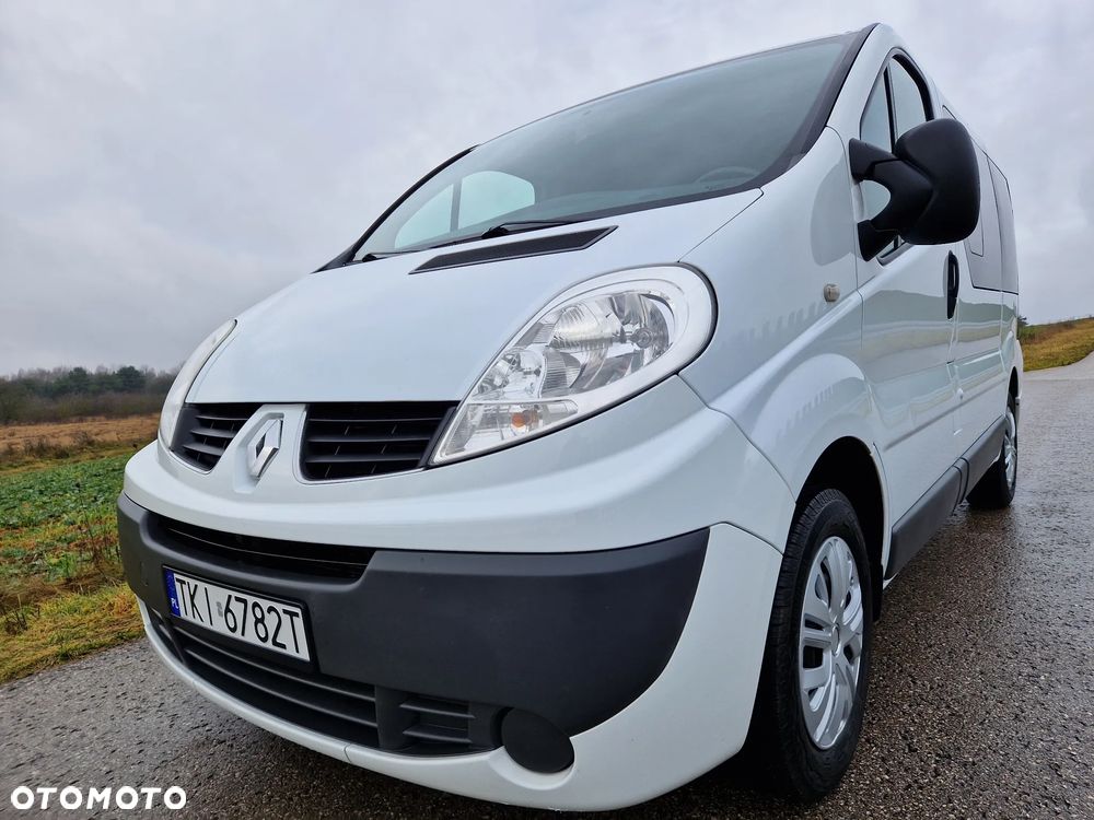 Renault Trafic Passenger Expression - 2