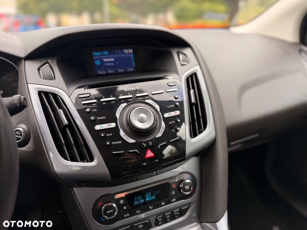 Ford Focus 1.6 EcoBoost Start-Stopp-System Champions Edition - 10