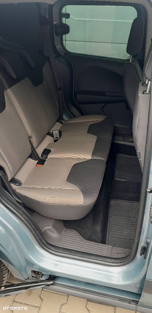 Ford Tourneo Courier - 6