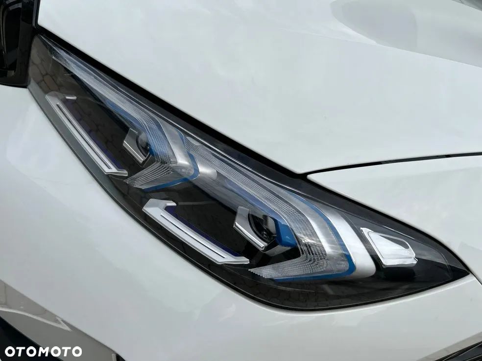 BMW Seria 3 318d M Sport - 9