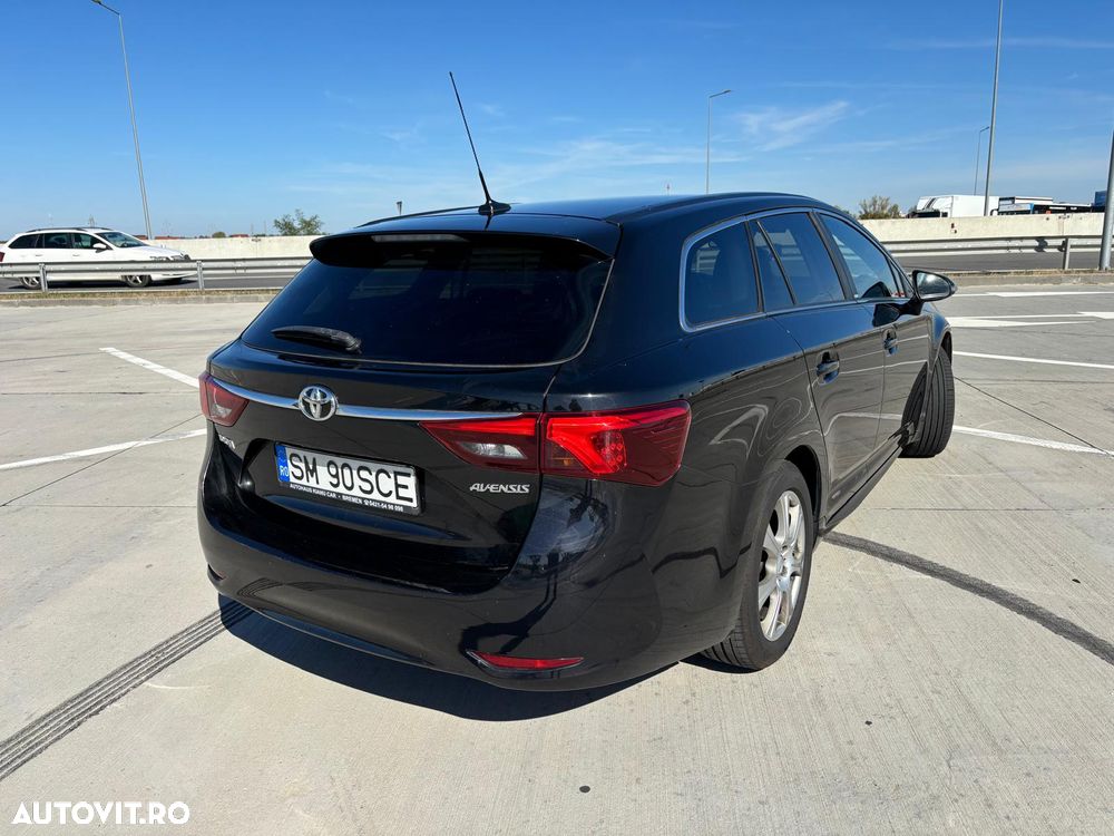 Toyota Avensis - 3