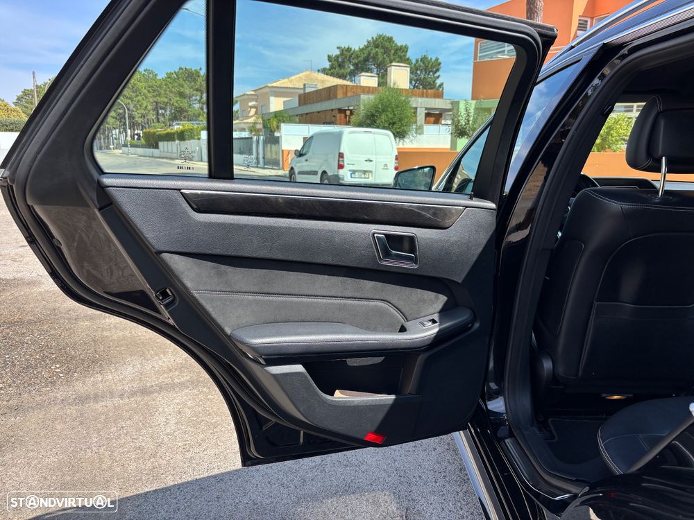 Mercedes-Benz E 300 Bluetec Hybrid Avantgarde - 18