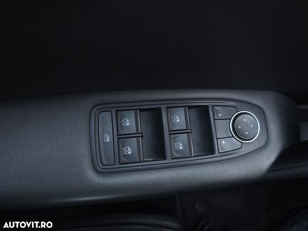 Renault Captur TCe 100 Zen - 20