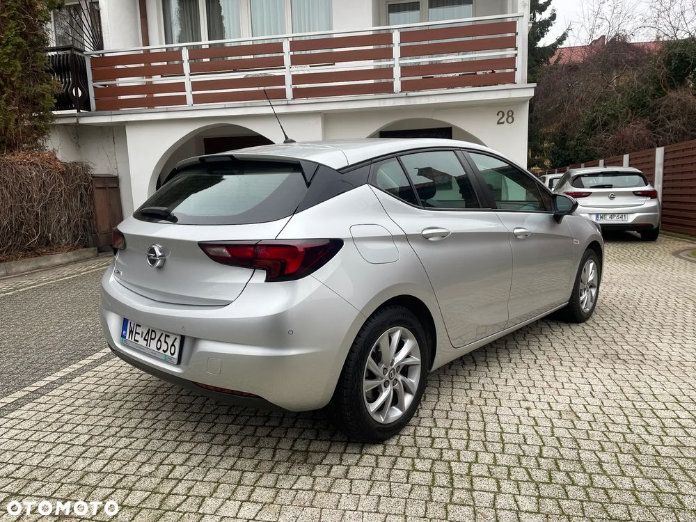 Opel Astra 1.2 T Business Edition S&S - 3