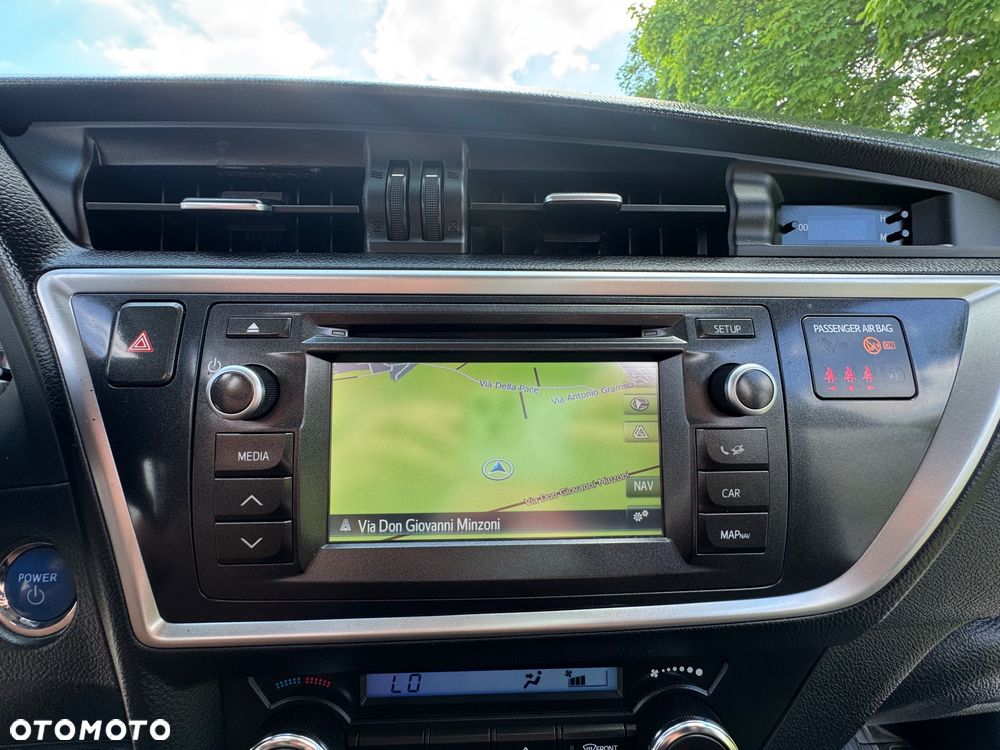 Toyota Auris - 17